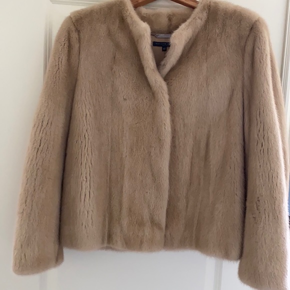 Original Alexander McQueen Fall 2005 runway mink fur jacket. Collectors item. - Picture 3 of 14